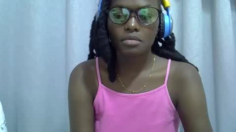 sweet girl online show from October 15, 12:33 am