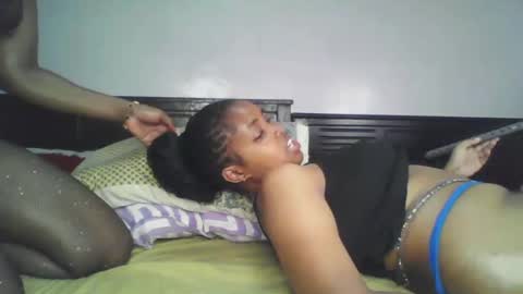 Snapshot of lusciouscaramel_ chatting on January 13, 2:50 am caramel online show from January 13, 2:50 am