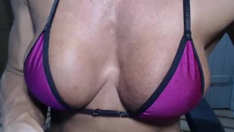 lusexyhot online show from January 8, 2:46 am