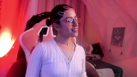 Snapshot of lusiana__ chatting on June 20, 4:26 am Luci online show from June 20, 4:26 am