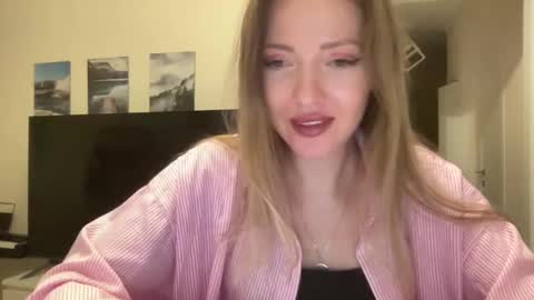 Snapshot of lusiluv chatting on October 11, 9:24 pm lusiluv online show from October 11, 9:24 pm