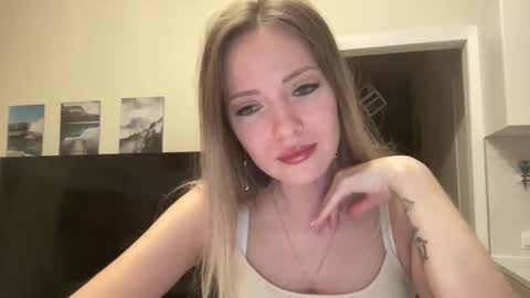 Snapshot of lusiluv chatting on October 14, 7:14 pm lusiluv online show from October 14, 7:14 pm