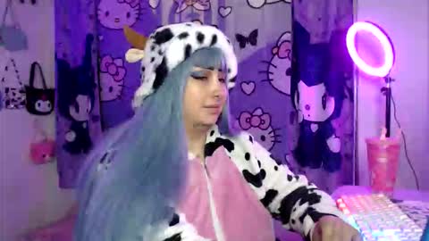 lussyevans_ online show from October 21, 8:04 am