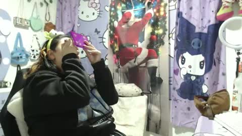 lussyevans_ online show from January 9, 3:42 am