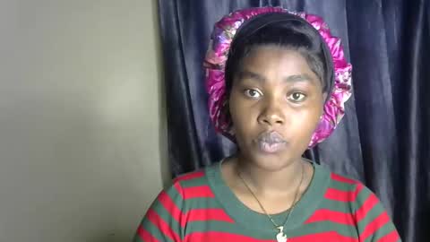 Snapshot of lust_goddes chatting on October 25, 11:40 am lust_goddes online show from October 25, 11:40 am