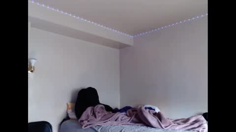 LUST online show from September 21, 7:15 pm