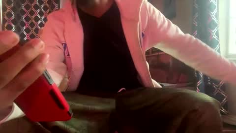 LUST online show from February 3, 2:11 pm