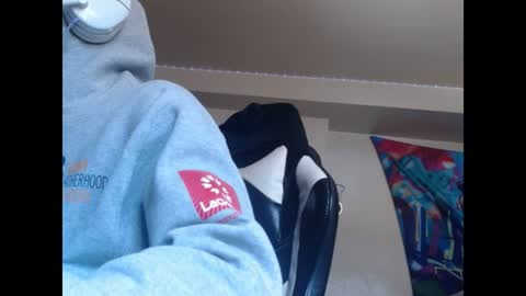 Snapshot of lust_j chatting on June 15, 6:21 pm LUST online show from June 15, 6:21 pm