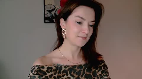 Snapshot of lustangel2 chatting on May 13, 8:34 am lustangel2 online show from May 13, 8:34 am