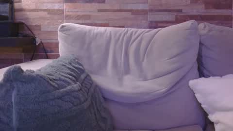lustonfan online show from April 20, 12:41 pm