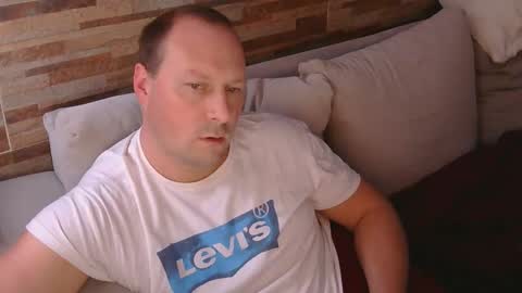 lustonfan online show from May 2, 8:47 pm