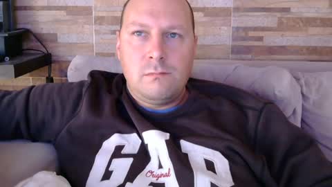 Snapshot of lustonfan chatting on June 19, 11:58 am lustonfan online show from June 19, 11:58 am