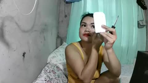 Flora Mae online show from June 9, 5:30 am