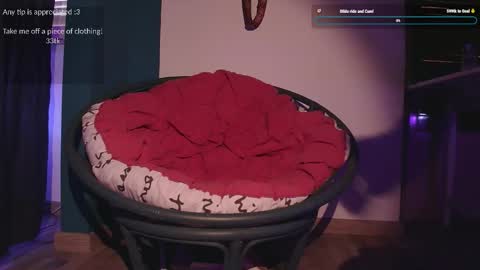 Snapshot of lusty_strays chatting on January 10, 11:56 am lusty_strays online show from January 10, 11:56 am