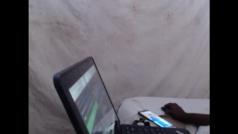 Snapshot of lusty_xxxx chatting on October 20, 5:19 am narsty online show from October 20, 5:19 am