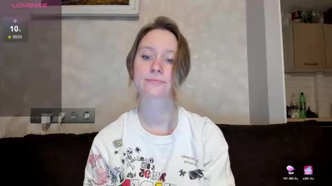 Snapshot of lusyagreenberg chatting on October 27, 5:39 pm LusyaGreenberg online show from October 27, 5:39 pm