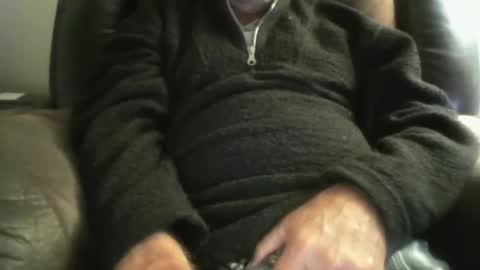 luv269er online show from December 14, 5:35 am