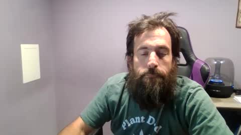 Snapshot of luv2likslit611455 chatting on September 9, 11:59 pm Luv2likslit online show from September 9, 11:59 pm