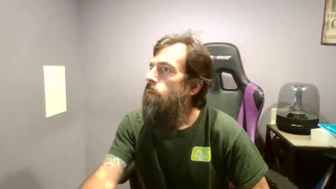 Snapshot of luv2likslit611455 chatting on September 11, 9:20 am Luv2likslit online show from September 11, 9:20 am