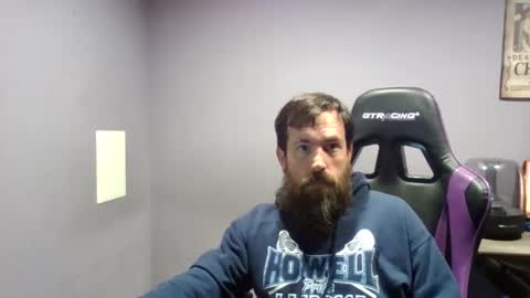 Snapshot of luv2likslit611455 chatting on October 21, 8:15 am Luv2likslit online show from October 21, 8:15 am