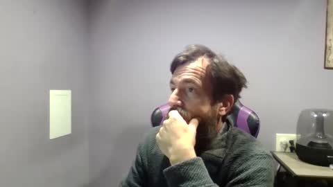 Snapshot of luv2likslit611455 chatting on November 16, 9:04 am Luv2likslit online show from November 16, 9:04 am