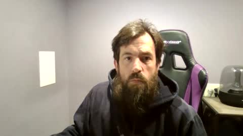 Snapshot of luv2likslit611455 chatting on November 19, 7:41 am Luv2likslit online show from November 19, 7:41 am