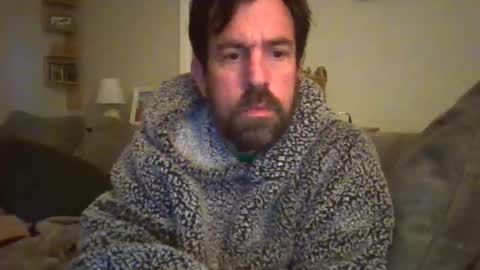 Snapshot of luv2likslit611455 chatting on March 1, 10:17 am Luv2likslit online show from March 1, 10:17 am