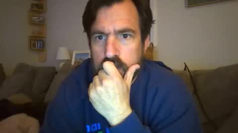 Snapshot of luv2likslit611455 chatting on March 12, 8:53 am Luv2likslit online show from March 12, 8:53 am