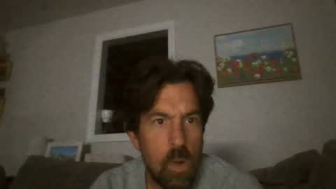 Luv2likslit online show from June 19, 8:07 am