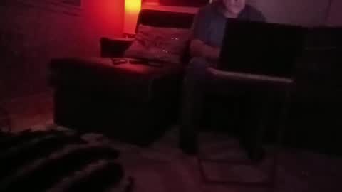 Luv2tokNstrok online show from September 21, 11:01 am