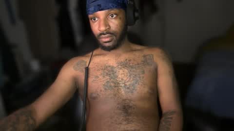 luverboi online show from February 3, 12:42 am