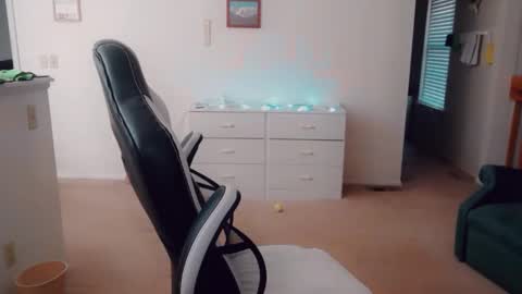 Britney online show from November 6, 5:47 pm