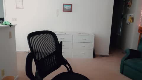 Britney online show from December 21, 6:15 pm