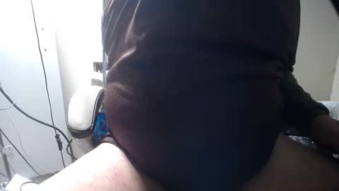 luvs2kiss online show from January 16, 9:41 pm