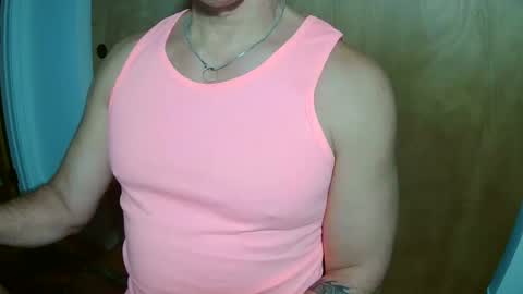 Snapshot of luvzjerkingoff chatting on February 18, 2:49 pm luvzjerkingoff online show from February 18, 2:49 pm
