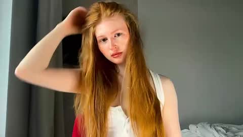 lux_angel online show from May 29, 12:41 am
