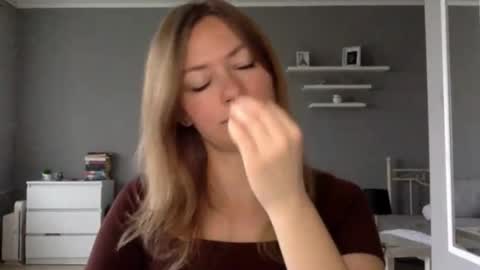 Millie online show from November 9, 8:01 am