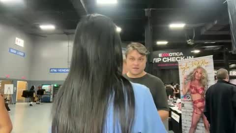 luxcher22 online show from October 25, 6:13 pm