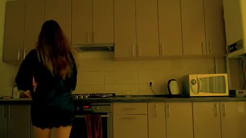 Katie online show from September 9, 7:52 am