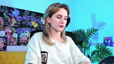 Ray online show from February 18, 12:26 am