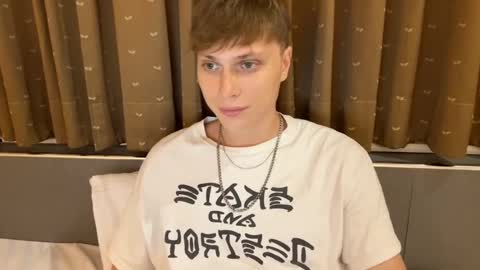 luxury_bob online show from April 3, 11:03 pm