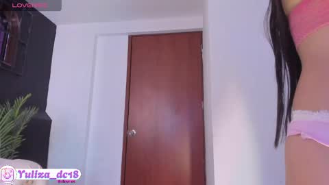    online show from April 28, 8:03 pm