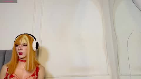 Snapshot of luxuryheaven chatting on November 23, 8:52 pm Tommy and Polly online show from November 23, 8:52 pm