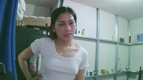 Snapshot of luxy27 chatting on December 1, 10:53 pm nikke online show from December 1, 10:53 pm