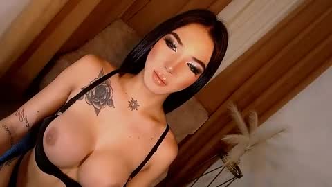 luxy online show from December 5, 6:10 am