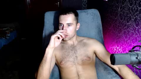 Snapshot of lv_boy chatting on October 20, 7:36 pm lv_boy online show from October 20, 7:36 pm