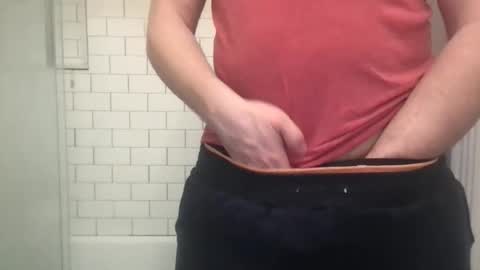 lvguynextdoor440656 online show from November 30, 8:35 pm