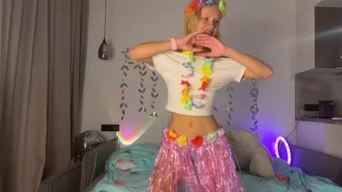 Snapshot of lxsundolyxl_ chatting on October 4, 3:26 am lxsundolyxl_ online show from October 4, 3:26 am