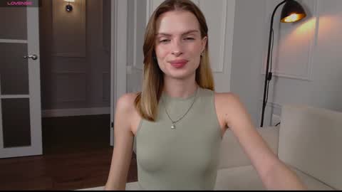 ly lydia online show from December 9, 4:34 am