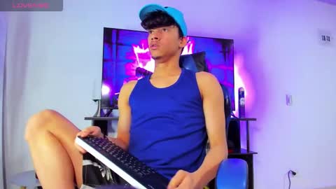 Lyam online show from March 11, 5:02 am